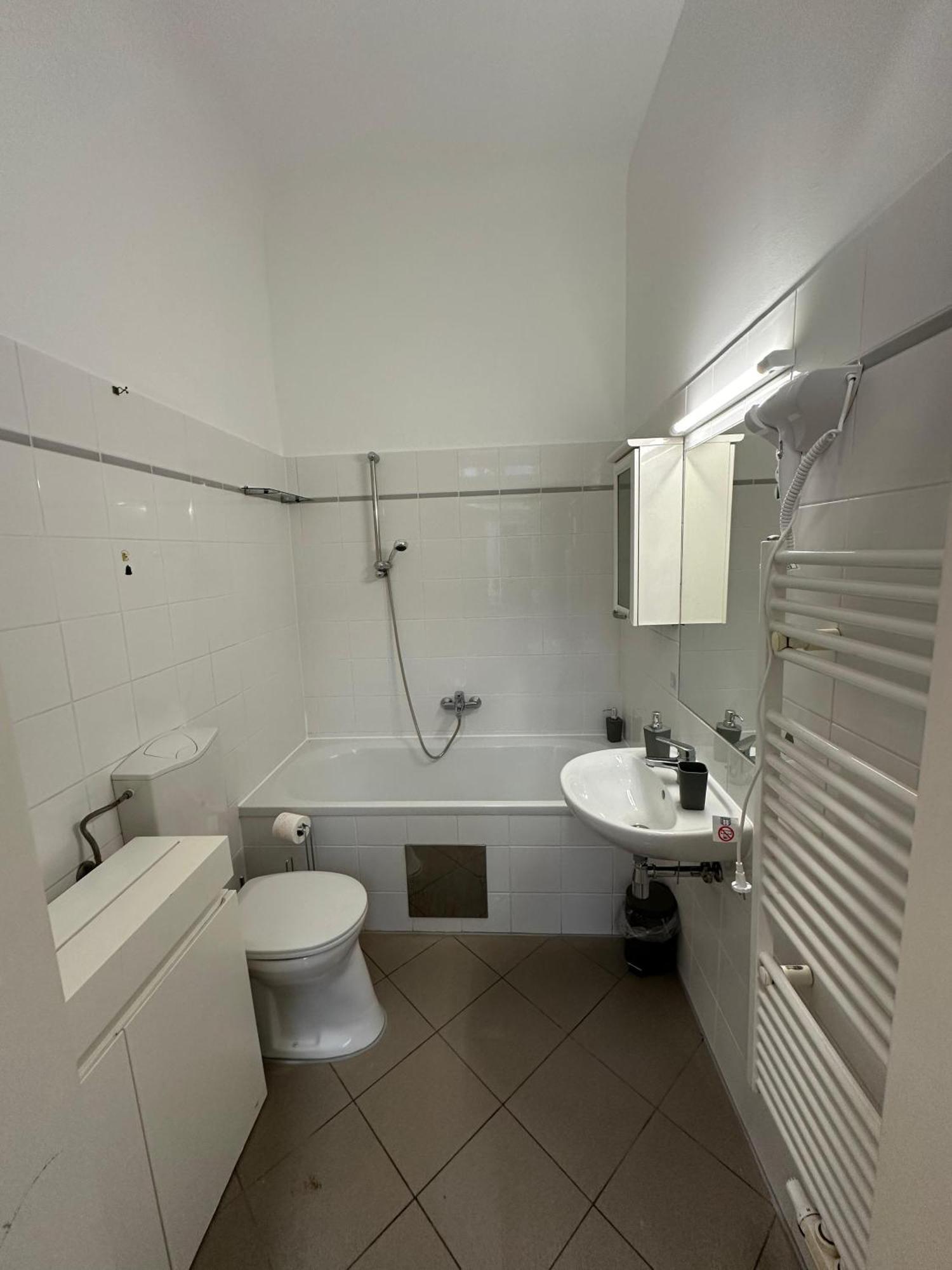 Apartment Stylish 2br Shared For Longstays Next To Margareten *