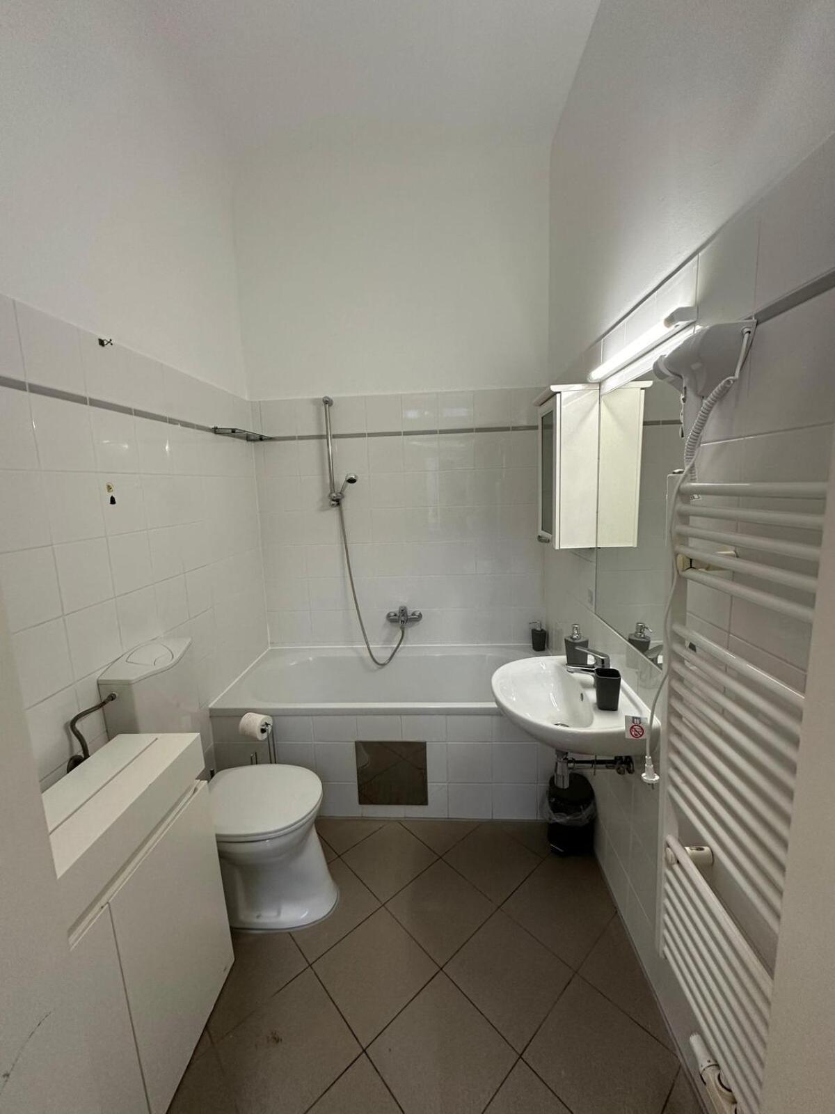 Apartment Stylish 2br Shared For Longstays Next To Margareten *